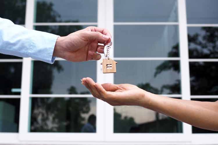 Little Tips to Help Sell a Home