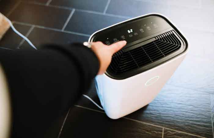How Does A Commercial Dehumidifier Work?