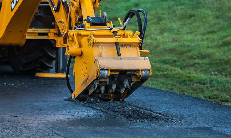 What Does a Surfacing Contractor in Hertfordshire Do